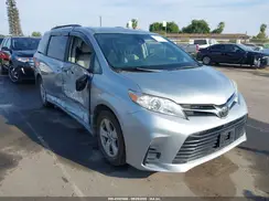 5TDKZ3DCXKS998565 2019 TOYOTA SIENNA