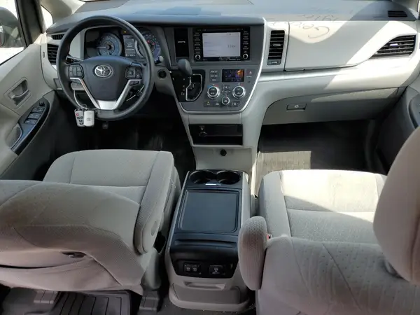 5TDKZ3DCXLS021556 2020 TOYOTA SIENNA - Image 8