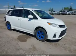 5TDKZ3DCXLS030435 2020 TOYOTA SIENNA