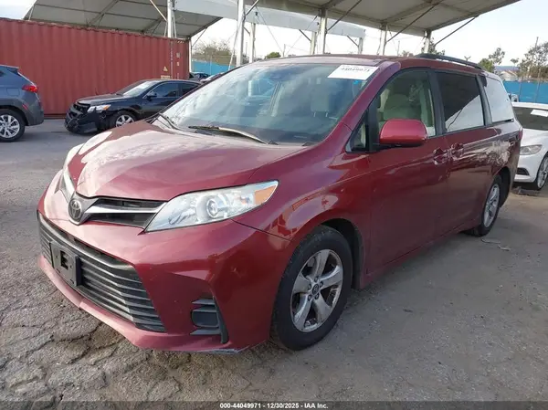 5TDKZ3DCXLS043752 2020 TOYOTA SIENNA - Image 2