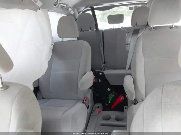 5TDKZ3DCXLS059272 2020 TOYOTA SIENNA - Image 8