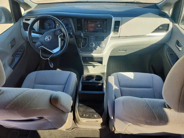 5TDKZ3DCXLS062561 2020 TOYOTA SIENNA - Image 8