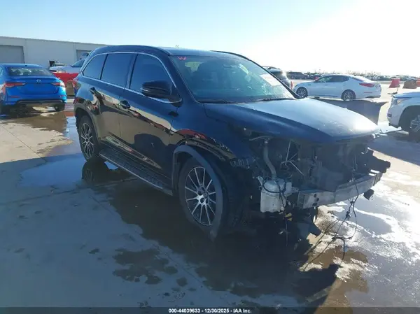 5TDKZRFH0HS509711 2017 TOYOTA HIGHLANDER - Image 1