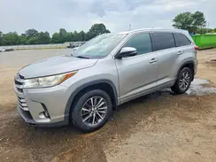 5TDKZRFH0HS514228 2017 TOYOTA HIGHLANDER