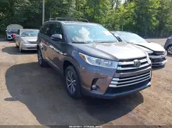 5TDKZRFH0HS515329 2017 TOYOTA HIGHLANDER