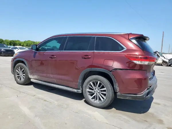 5TDKZRFH0JS244570 2018 TOYOTA HIGHLANDER - Image 2