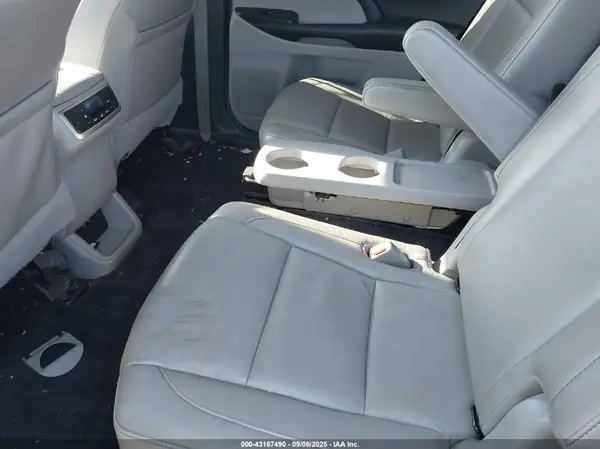 5TDKZRFH0JS263362 2018 TOYOTA HIGHLANDER - Image 8