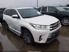 5TDKZRFH0JS282686 2018 TOYOTA HIGHLANDER