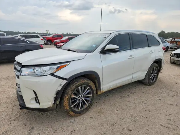 5TDKZRFH0JS531438 2018 TOYOTA HIGHLANDER - Image 1