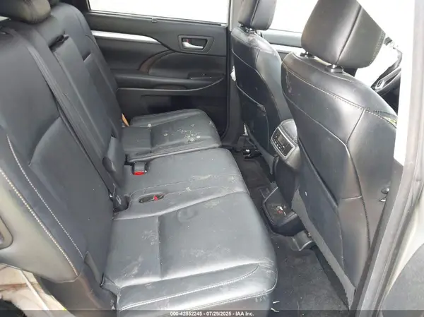 5TDKZRFH0JS531813 2018 TOYOTA HIGHLANDER - Image 8
