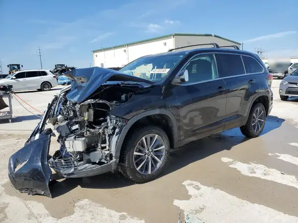 5TDKZRFH0JS534680 2018 TOYOTA HIGHLANDER - Image 1