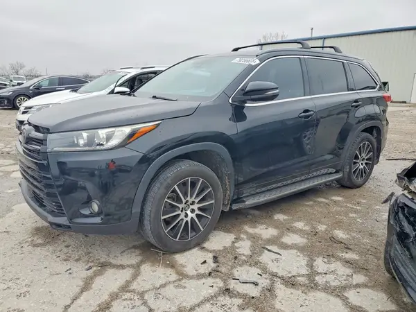 5TDKZRFH0JS548451 2018 TOYOTA HIGHLANDER - Image 1