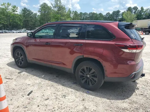 5TDKZRFH0KS317437 2019 TOYOTA HIGHLANDER - Image 2