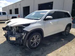 5TDKZRFH0KS318426 2019 TOYOTA HIGHLANDER