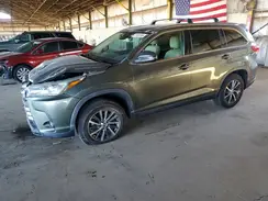 5TDKZRFH0KS328129 2019 TOYOTA HIGHLANDER