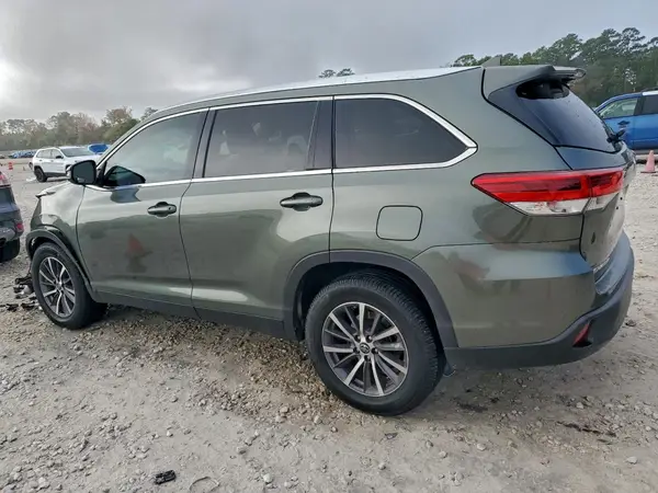 5TDKZRFH0KS335145 2019 TOYOTA HIGHLANDER - Image 2
