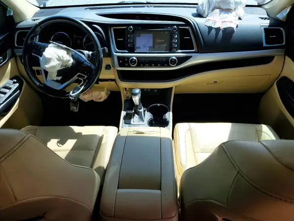 5TDKZRFH0KS335288 2019 TOYOTA HIGHLANDER - Image 8