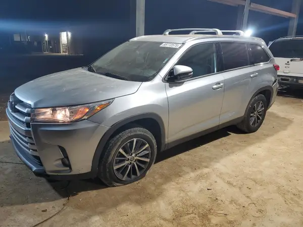 5TDKZRFH0KS552288 2019 TOYOTA HIGHLANDER - Image 1
