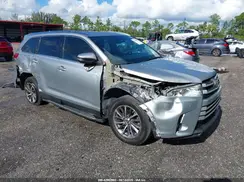 5TDKZRFH0KS563100 2019 TOYOTA HIGHLANDER