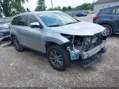 5TDKZRFH0KS565025 2019 TOYOTA HIGHLANDER