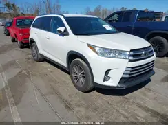5TDKZRFH0KS567597 2019 TOYOTA HIGHLANDER