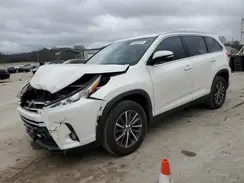 5TDKZRFH0KS573660 2019 TOYOTA HIGHLANDER