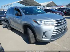 5TDKZRFH1HS191033 2017 TOYOTA HIGHLANDER