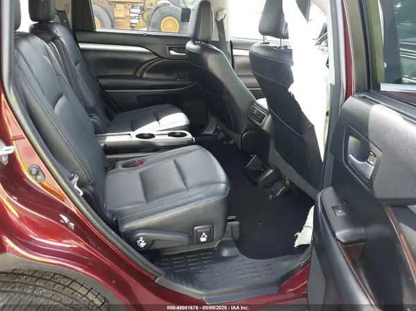 5TDKZRFH1HS232325 2017 TOYOTA HIGHLANDER - Image 8