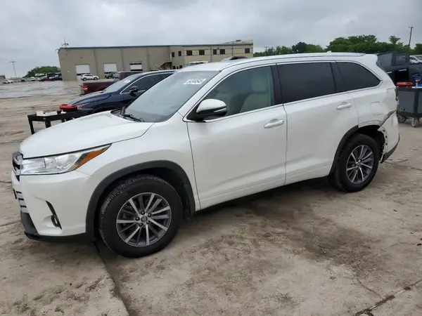 5TDKZRFH1HS509555 2017 TOYOTA HIGHLANDER - Image 1