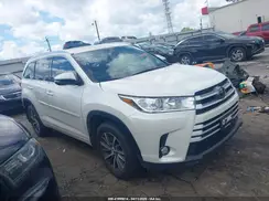 5TDKZRFH1HS518921 2017 TOYOTA HIGHLANDER