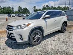 5TDKZRFH1HS519857 2017 TOYOTA HIGHLANDER