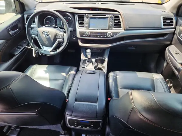 5TDKZRFH1HS525769 2017 TOYOTA HIGHLANDER - Image 8