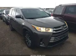5TDKZRFH1JS263662 2018 TOYOTA HIGHLANDER