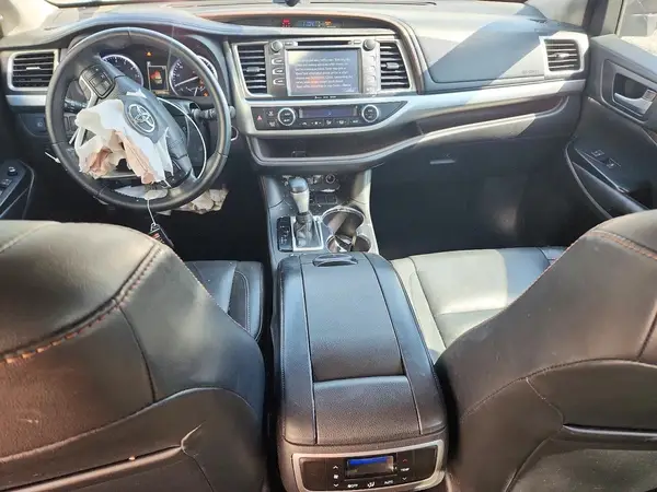 5TDKZRFH1JS265475 2018 TOYOTA HIGHLANDER - Image 8