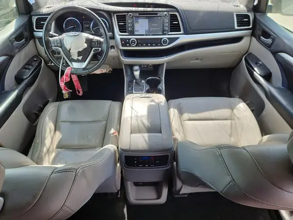 5TDKZRFH1JS533084 2018 TOYOTA HIGHLANDER - Image 8