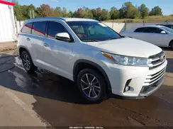 5TDKZRFH1JS533439 2018 TOYOTA HIGHLANDER