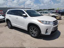 5TDKZRFH1JS534087 2018 TOYOTA HIGHLANDER