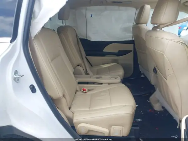 5TDKZRFH1JS540164 2018 TOYOTA HIGHLANDER - Image 8