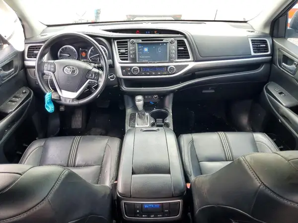 5TDKZRFH1JS541847 2018 TOYOTA HIGHLANDER - Image 8