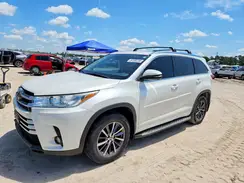 5TDKZRFH1JS549642 2018 TOYOTA HIGHLANDER