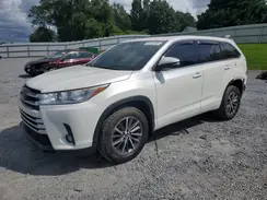 5TDKZRFH1JS550225 2018 TOYOTA HIGHLANDER