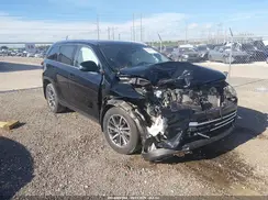 5TDKZRFH1KS321027 2019 TOYOTA HIGHLANDER