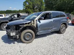 5TDKZRFH1KS332688 2019 TOYOTA HIGHLANDER