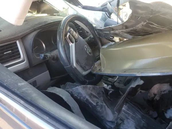 5TDKZRFH1KS347241 2019 TOYOTA HIGHLANDER - Image 8