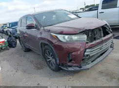 5TDKZRFH1KS367568 2019 TOYOTA HIGHLANDER
