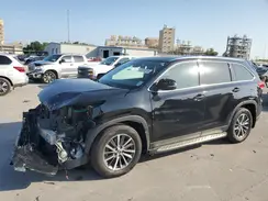 5TDKZRFH1KS557113 2019 TOYOTA HIGHLANDER