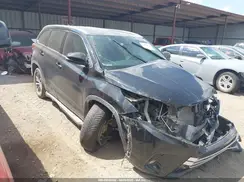 5TDKZRFH1KS560559 2019 TOYOTA HIGHLANDER