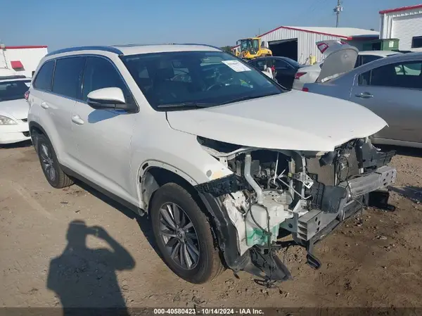 5TDKZRFH1KS564286 2019 TOYOTA HIGHLANDER - Image 1