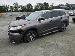 5TDKZRFH1KS565485 2019 TOYOTA HIGHLANDER