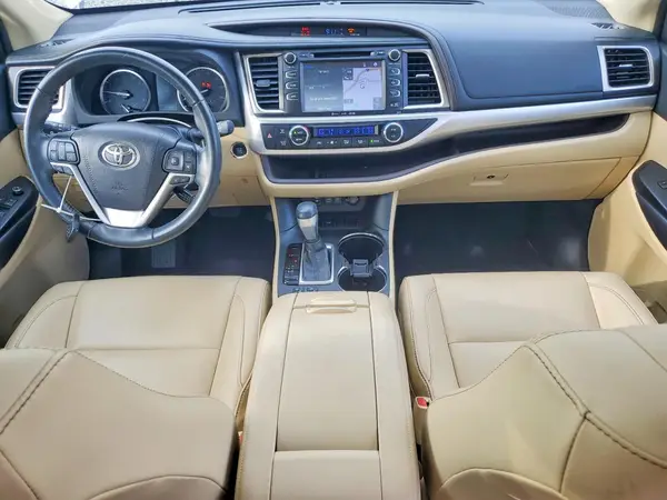 5TDKZRFH1KS565874 2019 TOYOTA HIGHLANDER - Image 8